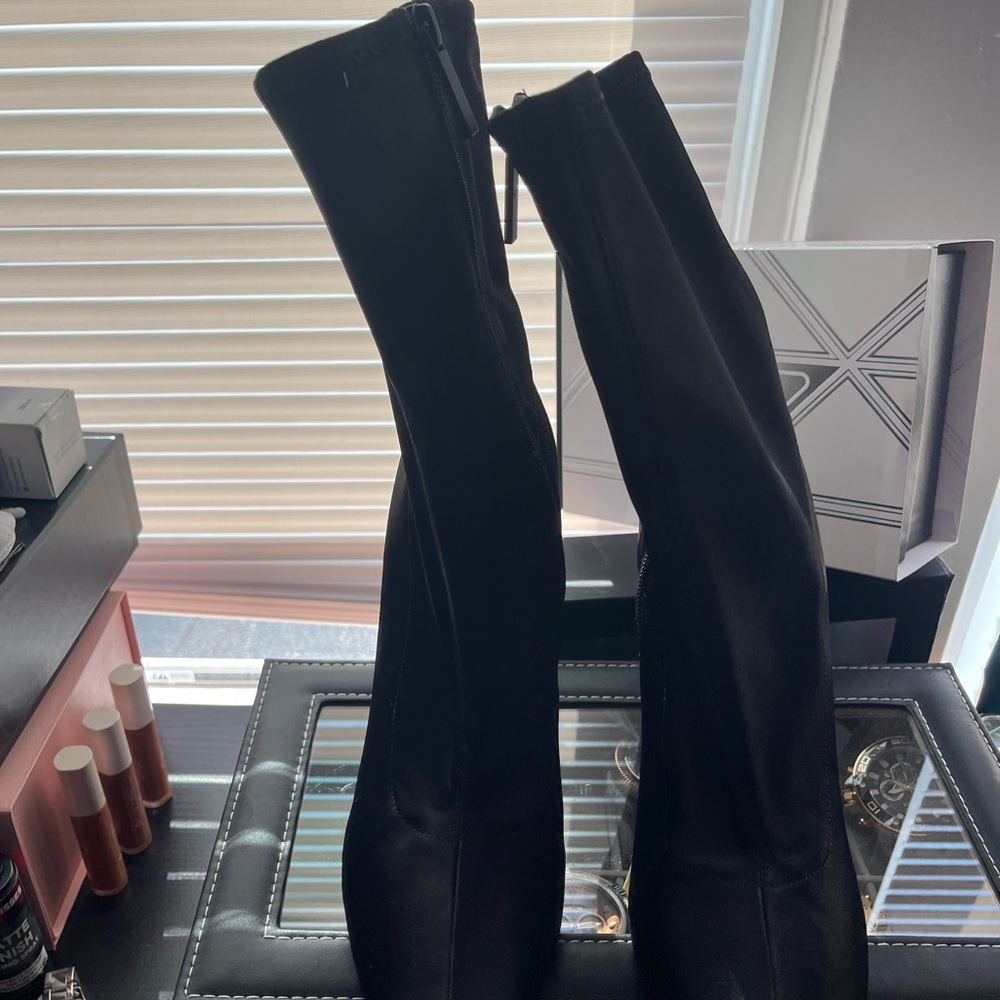 Never worn zip up block heel booties